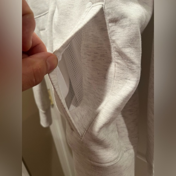 American Eagle zip hoodie - Picture 3 of 7